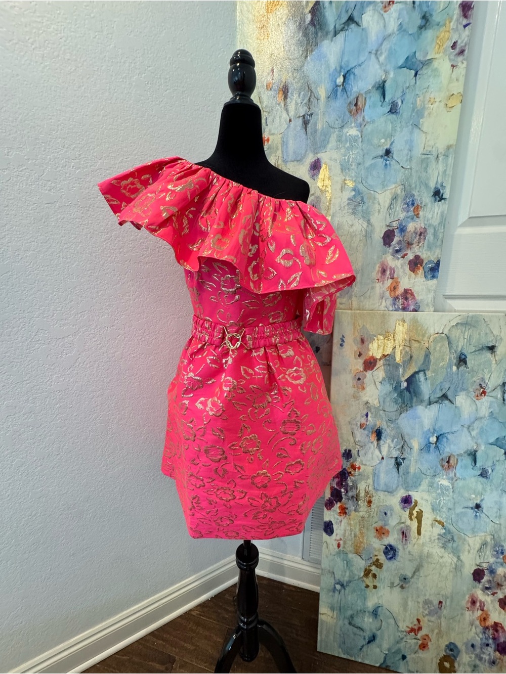 NWT Lilly Pulitzer Sz 10 Shannie Hot Pink One-Shoulder Ruffle Mini Gold Accents